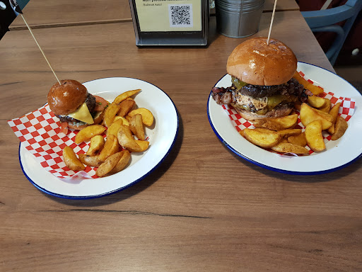 Archie's Burger
