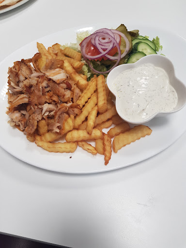 Vebo užkandinė prie ŽUVINTO.Kebabai lėkštėje,kebabai lavaše,koldūnai Alytuje.