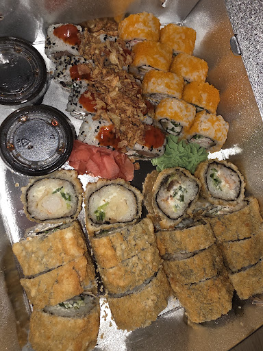 SUMO Sushi 'n' Snack bar